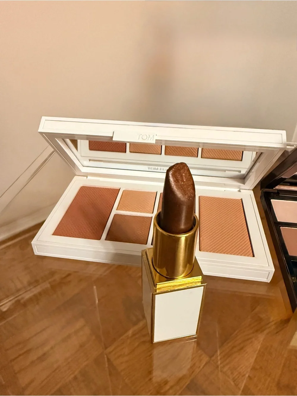 Tom Ford Luxury Makeup Bundle - Raw Desire Palette, Eye Quad & Bambou Lipstick